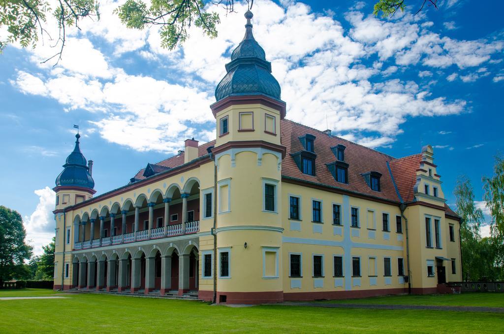Palac Krobielowice Kąty Wrocławskie Eksteriør bilde